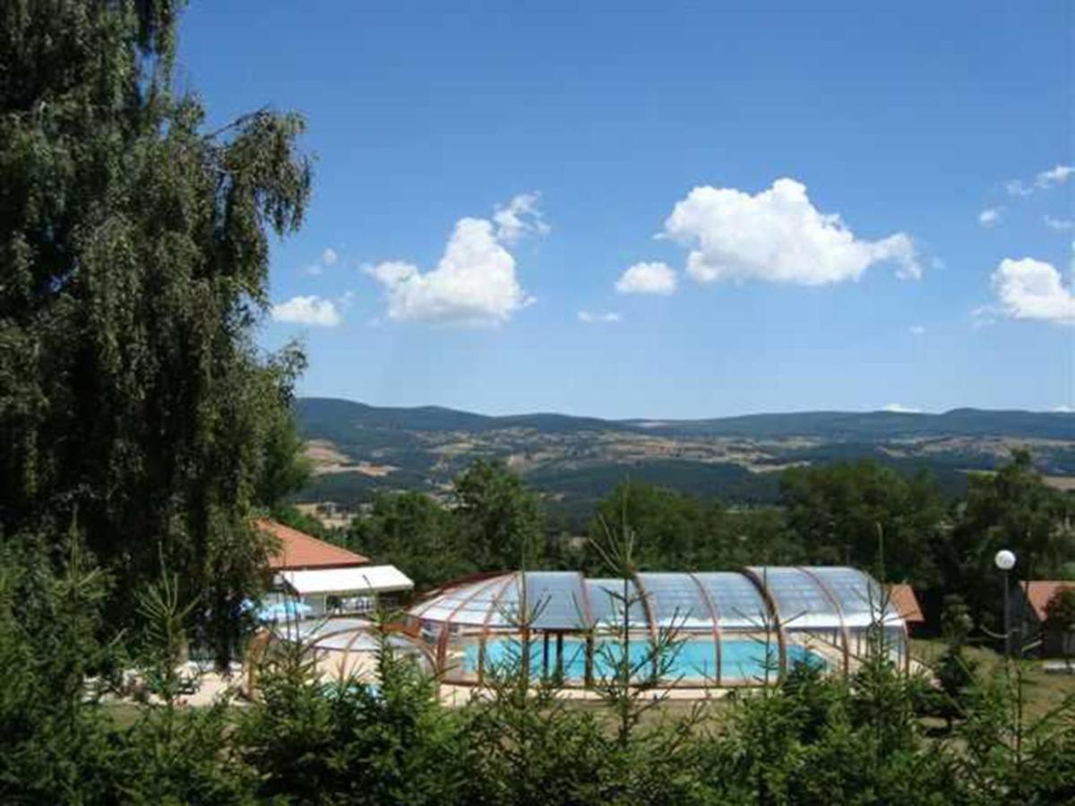 Les Chalets De La Margeride Blavignac Экстерьер фото