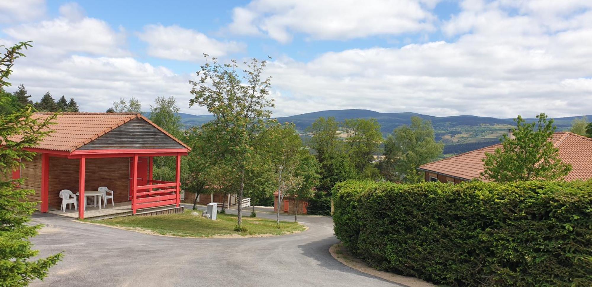 Les Chalets De La Margeride Blavignac Экстерьер фото